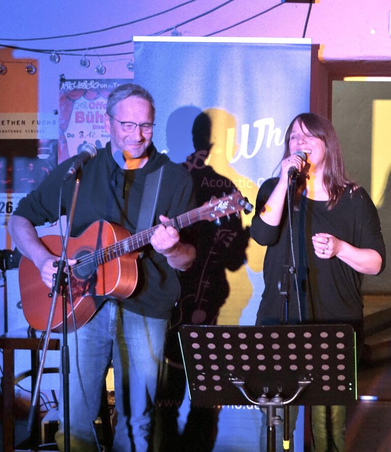 MISS WHO -Acoustic Covers Pop • Rock • Soul